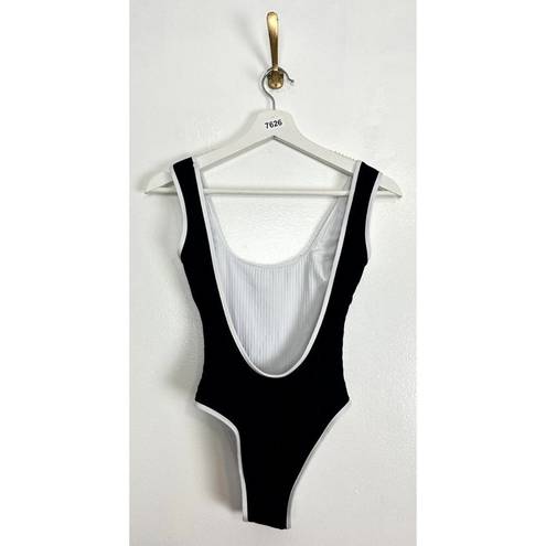Vitamin A  Reese Reversible One-Piece Swimsuit in Black/White Size X-Small