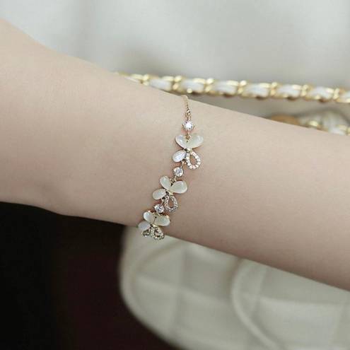 18K Gold Plated Adjustable Crystal Butterfly Charm Bracelet for Women