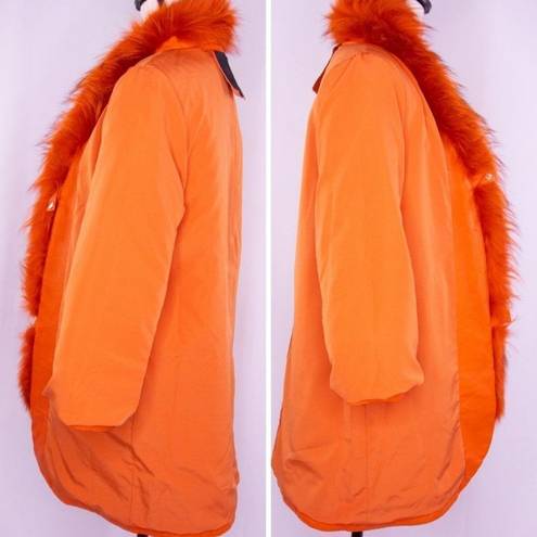 Vintage leather coat with fur trim, color orange Size XS