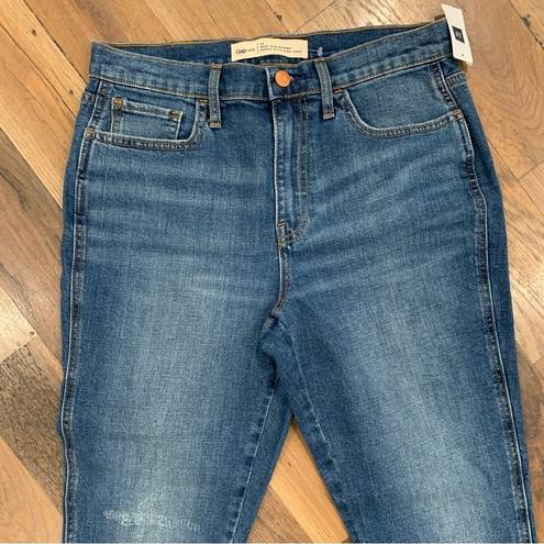 Gap  NWT Best Girlfriend Super High Rise Crop Blue Denim Jeans Size 29