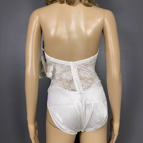 Second Skin Vintage Strouse Adler 36C Backless Strapless Body Briefer  Satin Lace