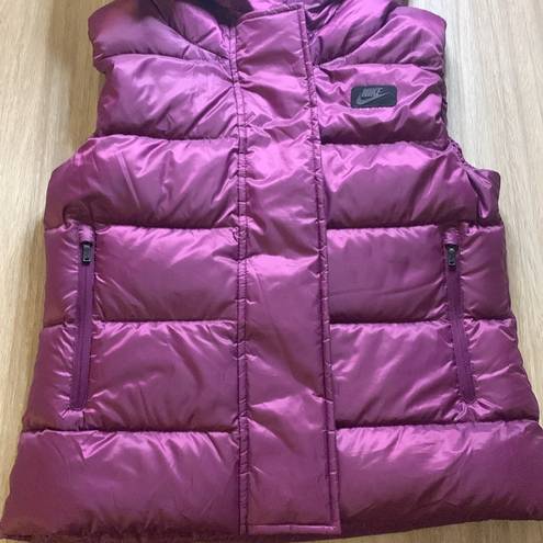 Nike  Hooded Duck Down Puffer Vest Size Small!