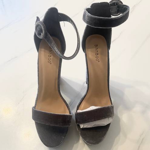 Bamboo Cute Gray velvet ankle straps platform sandals high heels