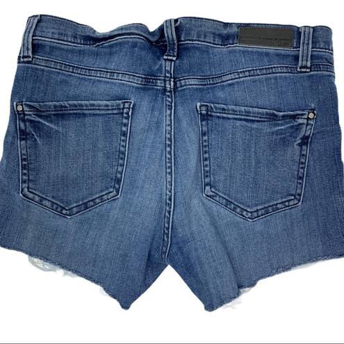 DKNY  denim cutoff shorts Soho cut size 4