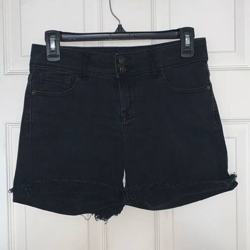 Delia's  black jean shorts 