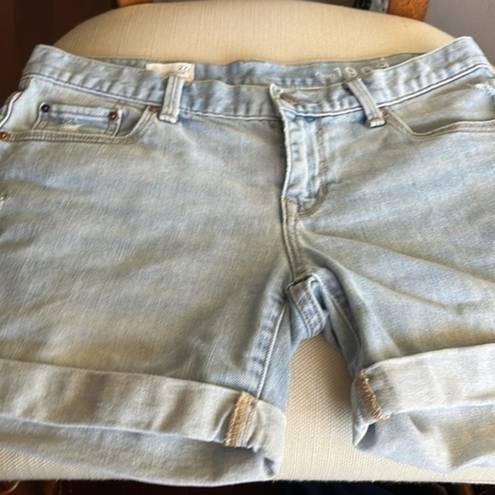 Gap 1969  gap jeans shorts 27 color light blue  length 13