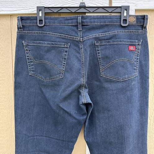 Dickies  Relaxed Fit Bootcut Denim Jeans Women’s Size 16 FD138MSW Blue Stretch