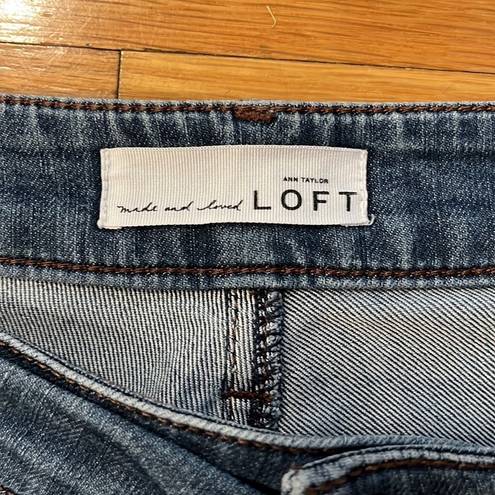 The Loft  women’s curvy straight jeans 32/14.