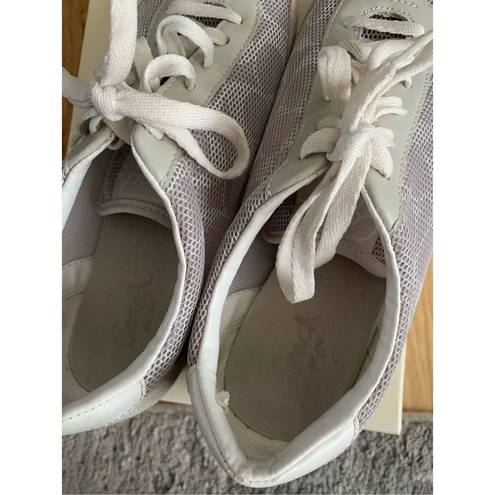 Coach  white baige sneaker neala size 8