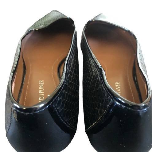 Donald Pliner Donald J Pliner ANCA Black Snake Faux Leather Flats Loafer Shoe 8.5M Pointy Toe