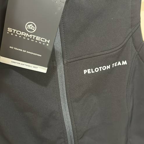 Peloton Stormtech  Women's Black Softshell Performance Vest