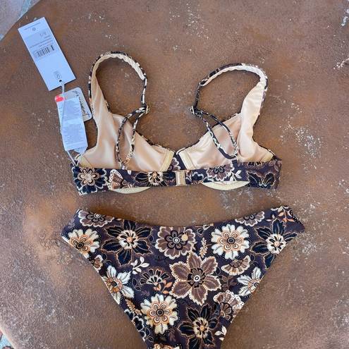 Rhythm Sold out // NWT  Cantabria Floral Underwire
Bikini Top and bottoms