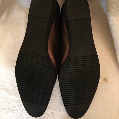 Salvatore Ferragamo Bronze Flat shoe size 8