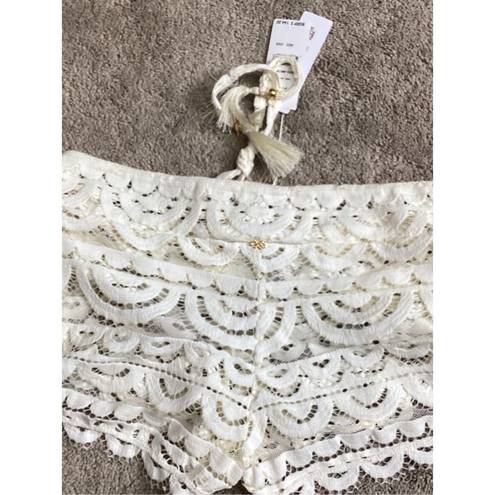 PilyQ New.  ivory lace coverup shorts. Retails $144.  XS/S