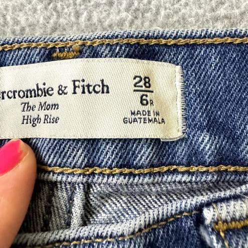 Abercrombie & Fitch Abercrombie Fitch Womens Jeans Size 6 Mom Jean High Rise Distressed Raw Hem