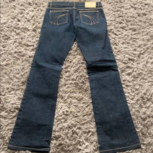 DKNY  Women’s Classic Straight Leg Chelsea Wash Denim Jeans Size 26 NWOT