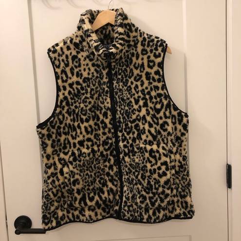 CHAPS Sherpa fleece zip up vest cheetah print