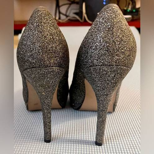 Loft Ann Taylor  shimmering platform heels size 8. Excellent Condition.Beautiful‌