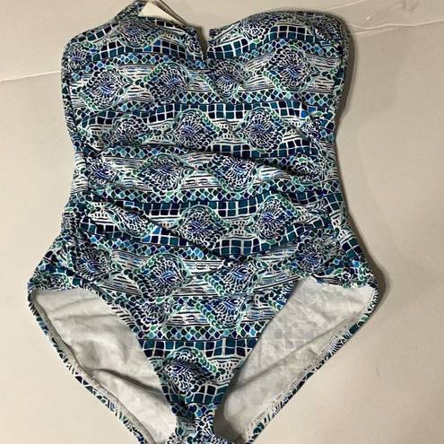 Tommy Bahama New.  V-wire swimsuit. MSRP $149