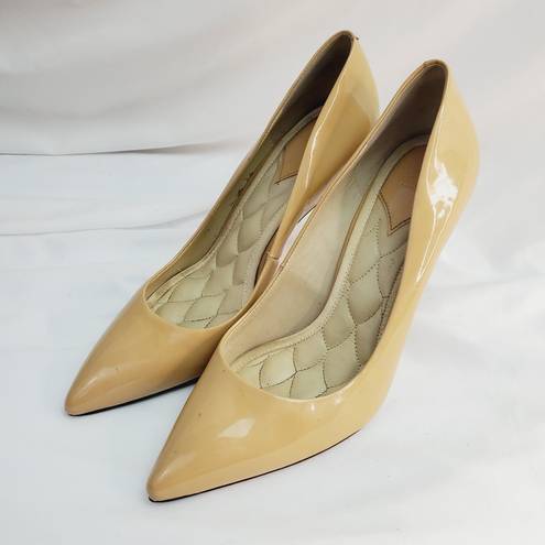 Brian Atwood  Beige Patent Leather Stiletto Heel size 8