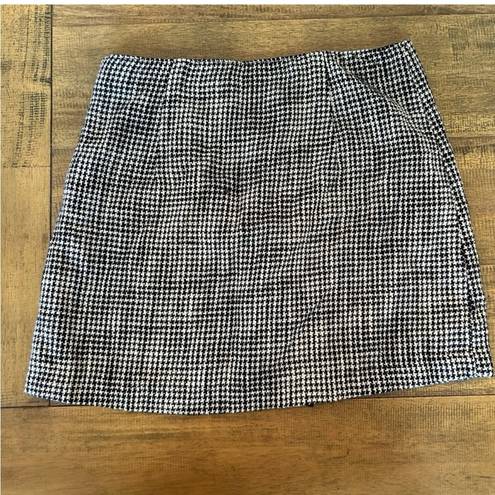 Abercrombie & Fitch  houndstooth skirt