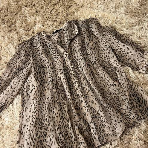 Cynthia Steffe Women’s Cheetah Print Sheer Top Sz L