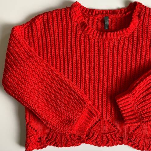 Alya  Cable Knit Chunky Bright Red Crew Neck Long Sleeve Crop Sweater Size Medium