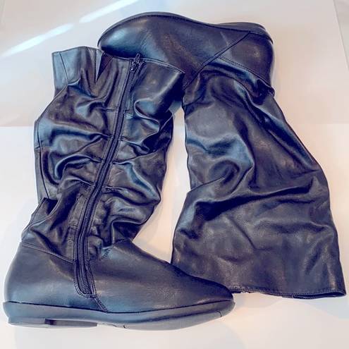 Comfort View  9WW wide calf Faux leather boot size 9WW