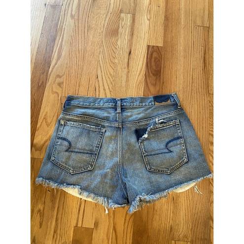 American Eagle  Distressed  Vintage Hi-Rise Festival Short Size 8