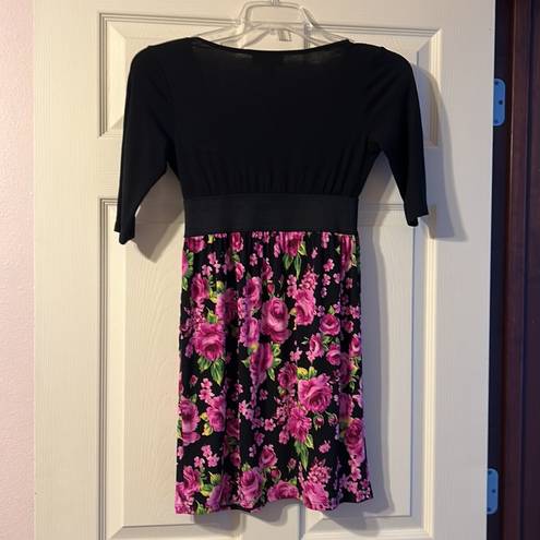 belle du jour  Black Purple Floral 3/4 Sleeve Dress Small