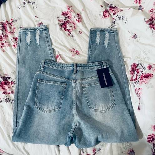 Pretty Little Thing NWT  Distressed Mom Jeans