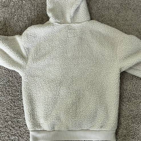 American Eagle  Womens Fleece Sherpa White Cream Teddy Hoodie Small Kanga Pocket