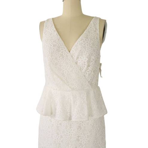 Trina Turk NWT  Ryo White Floral Embroidered Tulle Peplum Sheath Dress 6