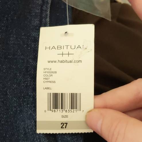 Habitual  5 button cypress capris size 27