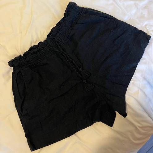 Abercrombie & Fitch  black linen shorts