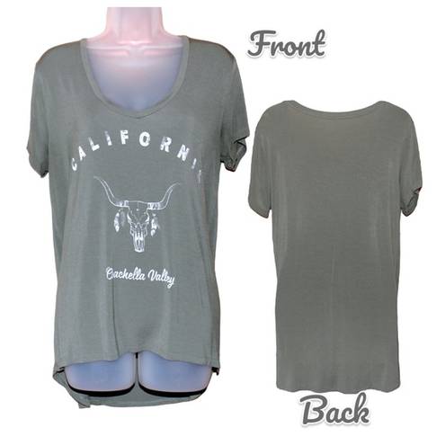 Grayson Threads Coachella Valley lightweight v neckline tee