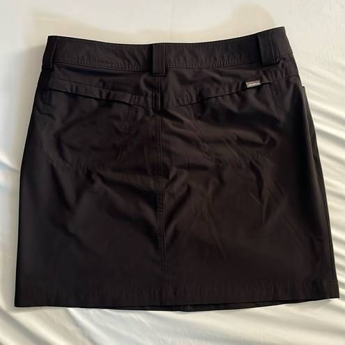 Eddie Bauer  Size 6 Black Adventurer 2.0
Active Skort