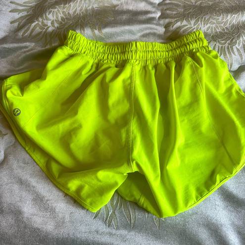 Lululemon Hotty Hot Shorts 4”