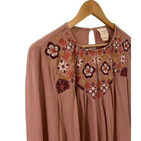 Harper  Blouse Francesca’s Pink Embroidered Medium Floral Long Sleeve Boho