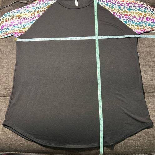 Acting Pro  Rainbow Metallic Leopard Raglan Sleeve Shirt