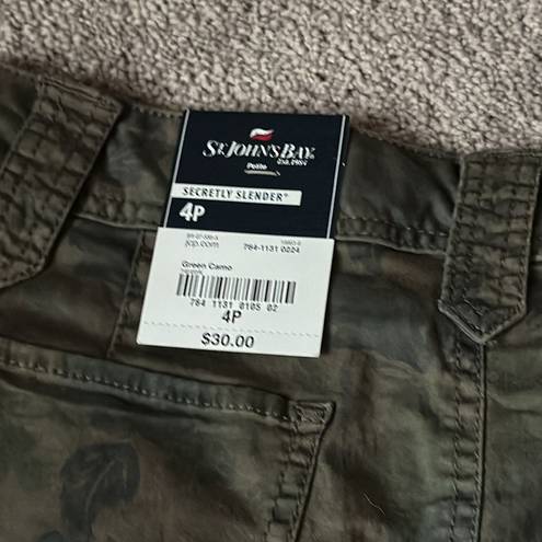 St. John’s Bay St John Bay Green Camo Skort SIZE 4P