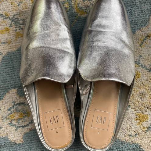 Gap Silver GapLeather Slip On Mules Size 8