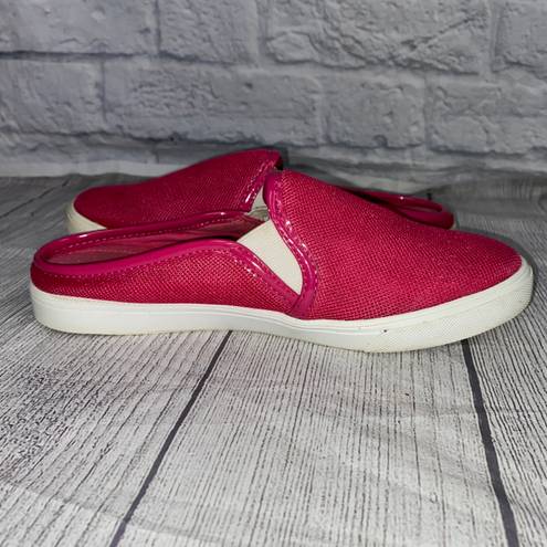 Nine West slip on sneakers pink w/white soles sz 7 women