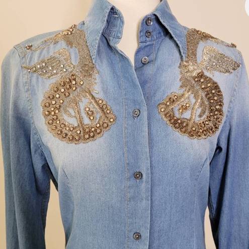Dolce & Gabbana  size 38 dragon embellished denim button down shirt
