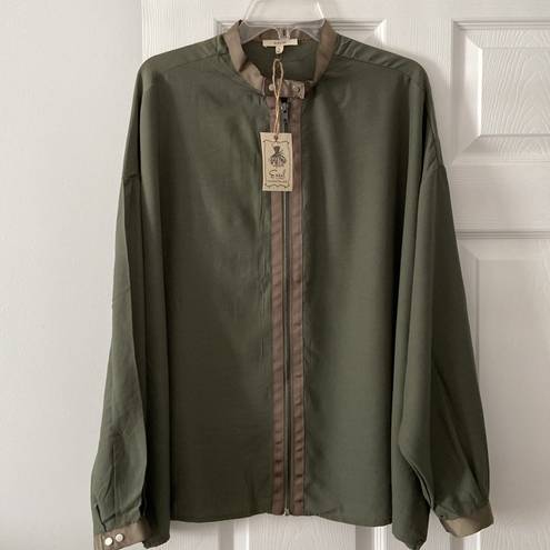 easel  shirt / jacket olive green color very beautiful size L