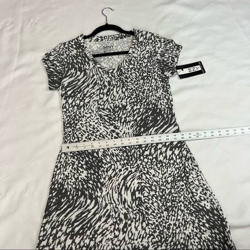 Marc New York  Performance Gray & White Zebra Print Short Sleeve Skirt