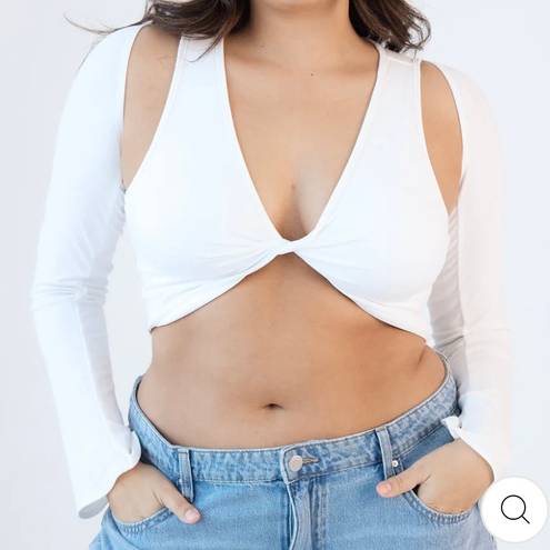 Klassy Network NWT White Twist Front Brami Crop Top - Small