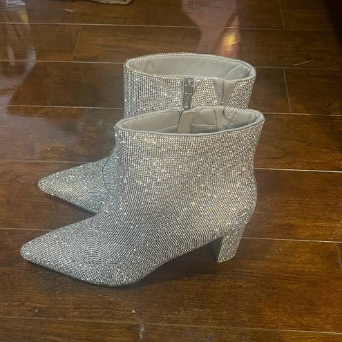 Lane Bryant  Dream Cloud Sparkle Bootie size 9.5 M