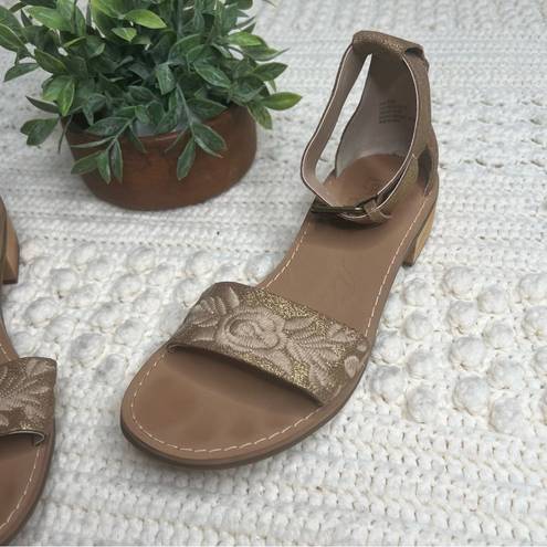 Latigo  | ANTHROPOLOGIE Women’s Tana Floral Embroidered Leather Sandal Gold 10