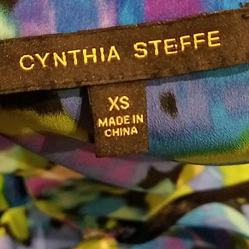 Cynthia Steffe  floral layer top